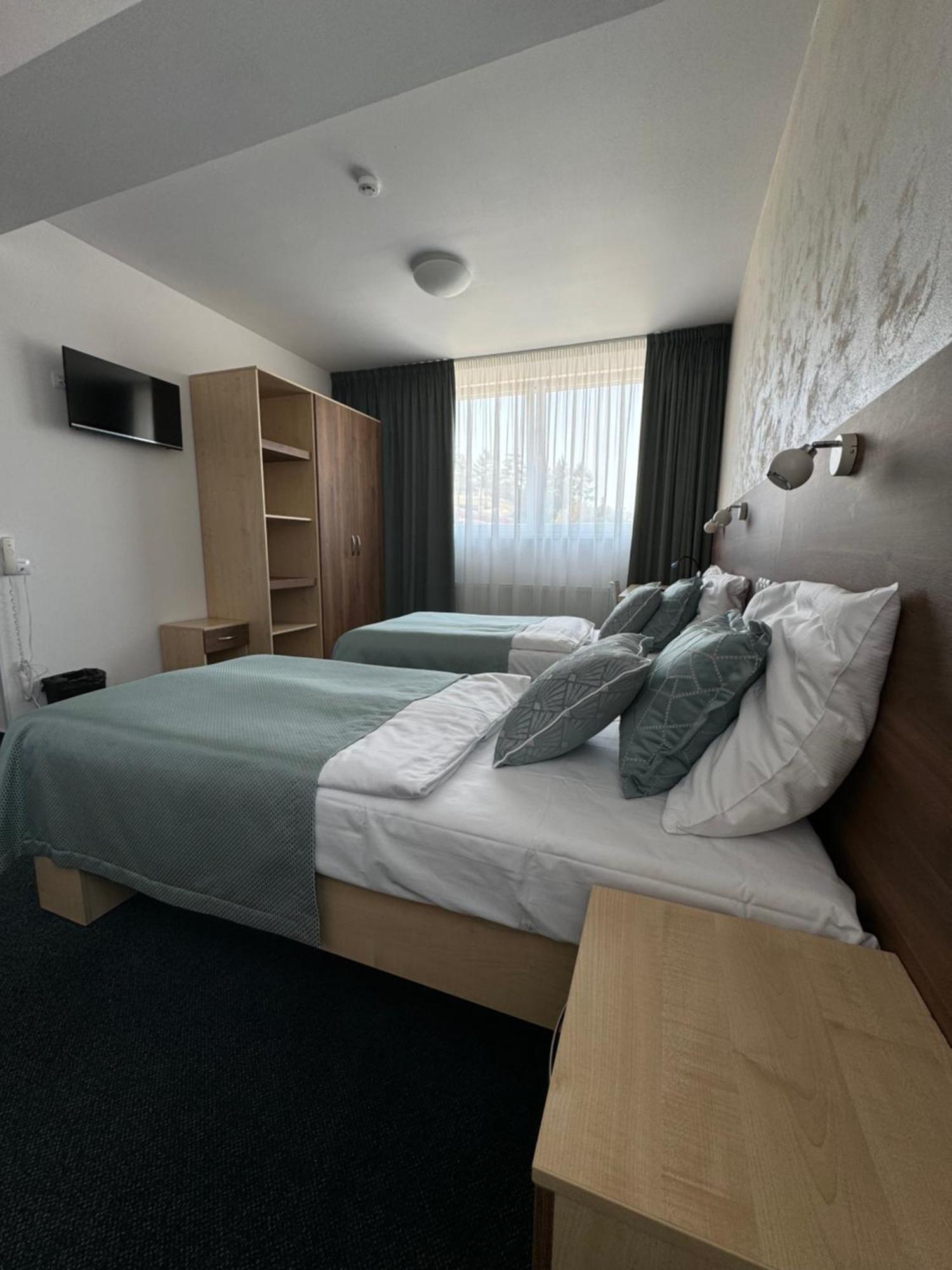 Sport Hotel Sletiste Kladno Kültér fotó