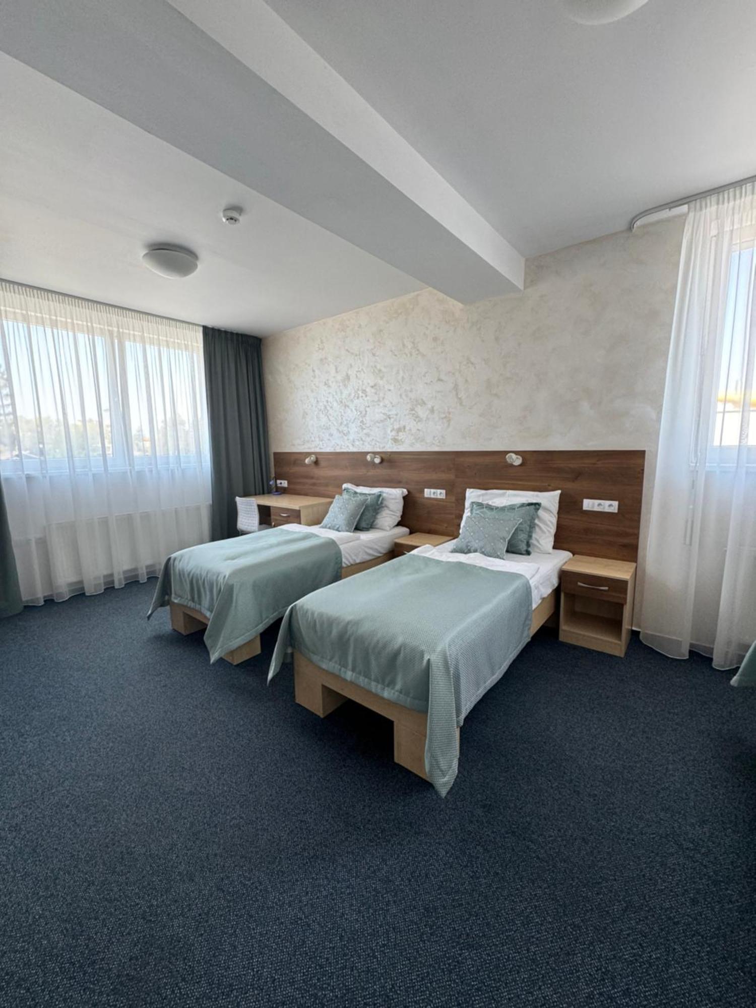 Sport Hotel Sletiste Kladno Kültér fotó