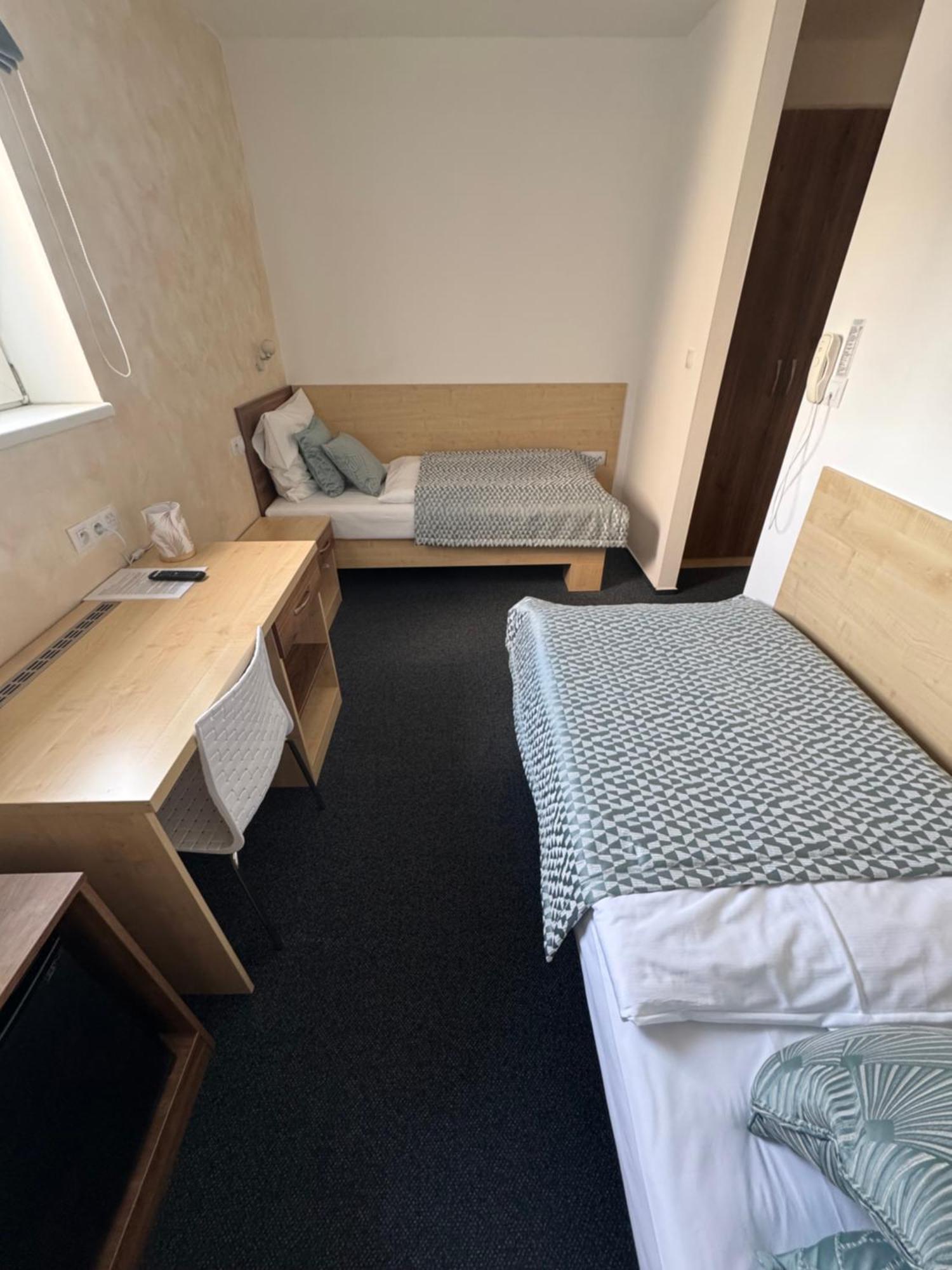 Sport Hotel Sletiste Kladno Kültér fotó