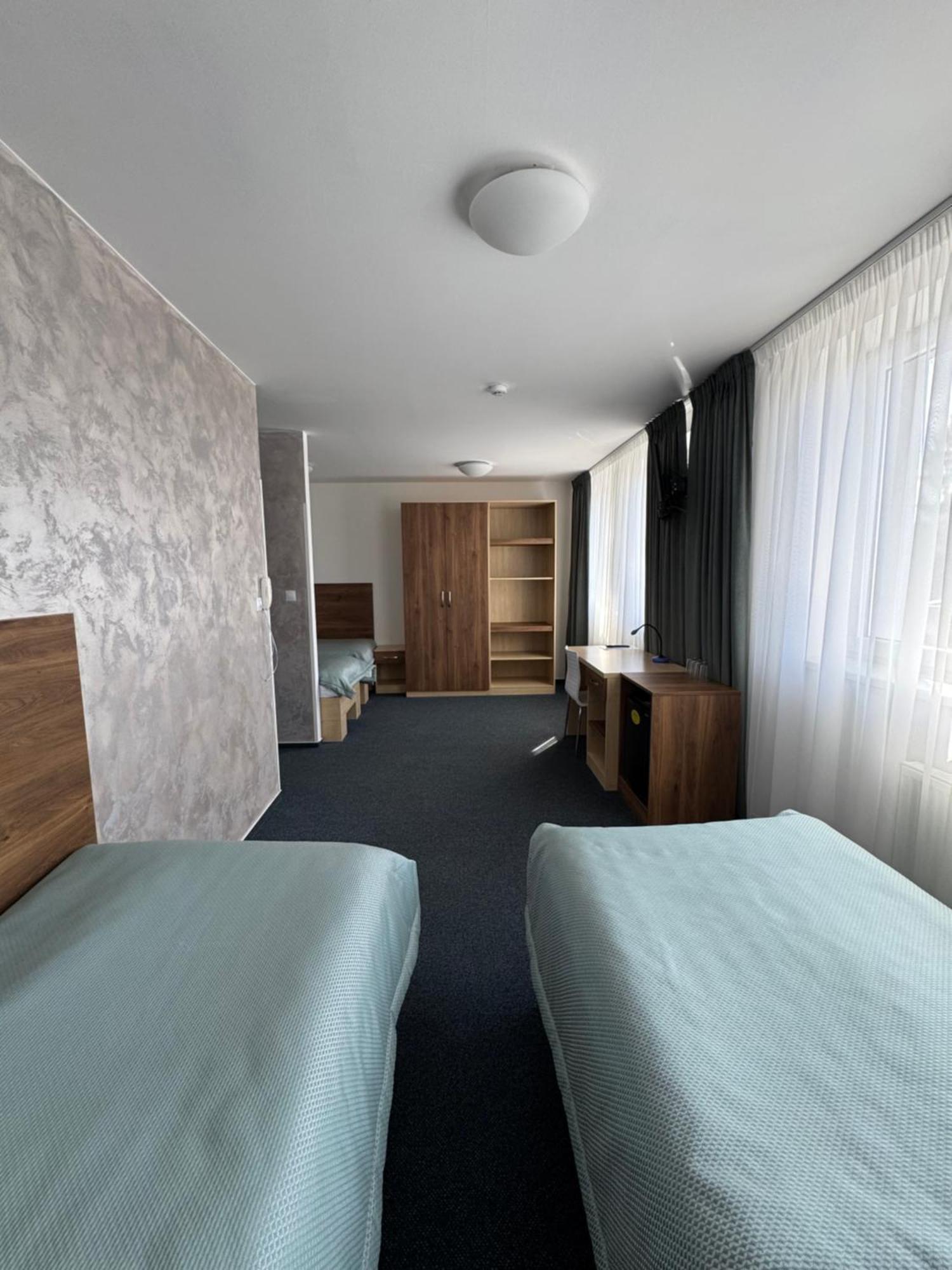 Sport Hotel Sletiste Kladno Kültér fotó