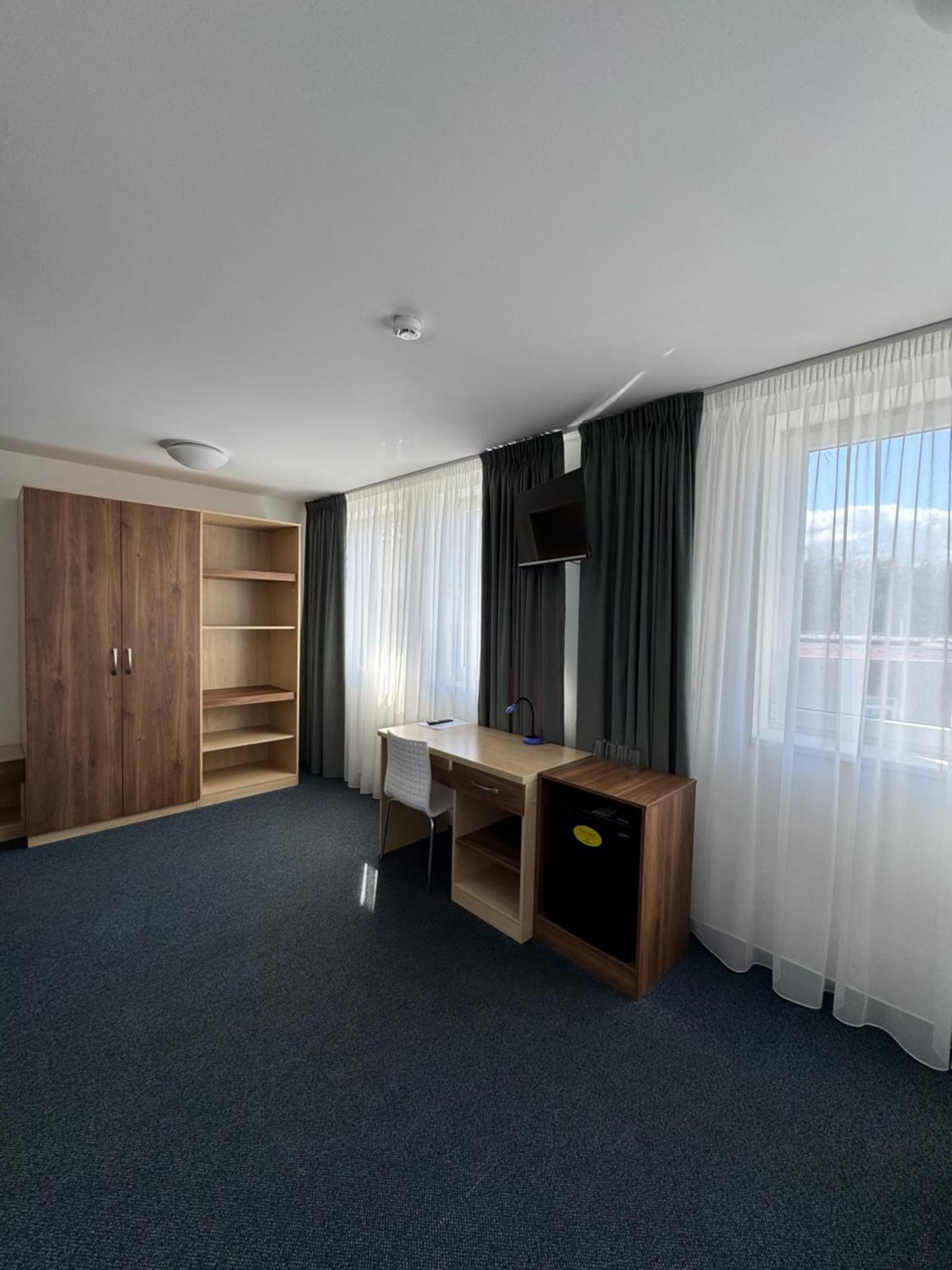 Sport Hotel Sletiste Kladno Kültér fotó